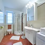 Brigitte Apartament *